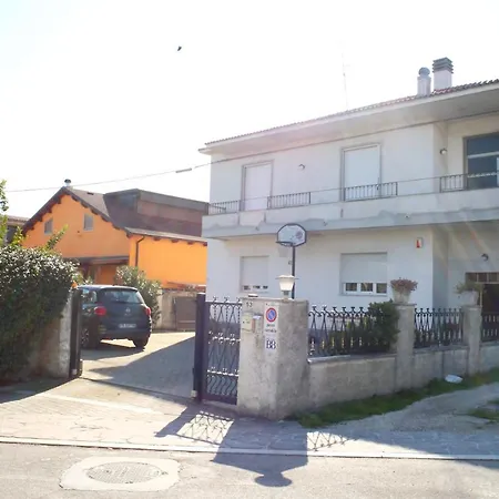 Dal Chiacchia Bed & Breakfast *